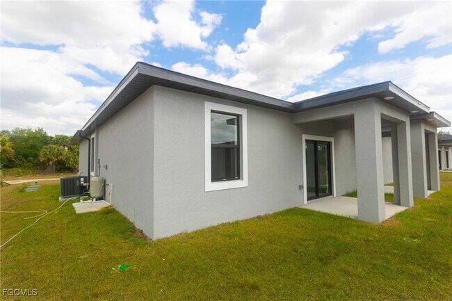 Building Photo - 508 Hurd Ave