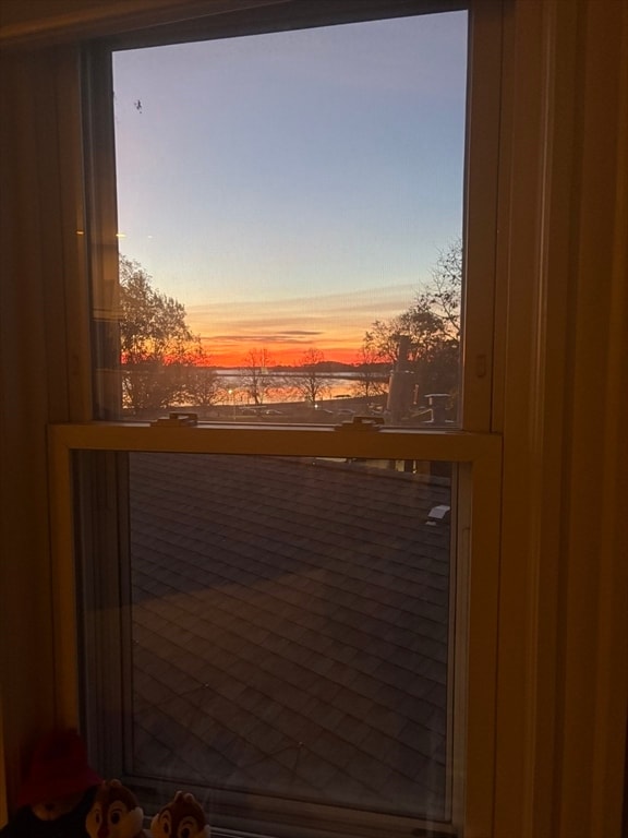 Building Photo - 41 Farragut Rd