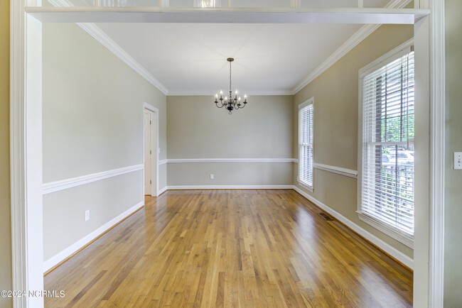 Building Photo - 3128 Braemar Ln