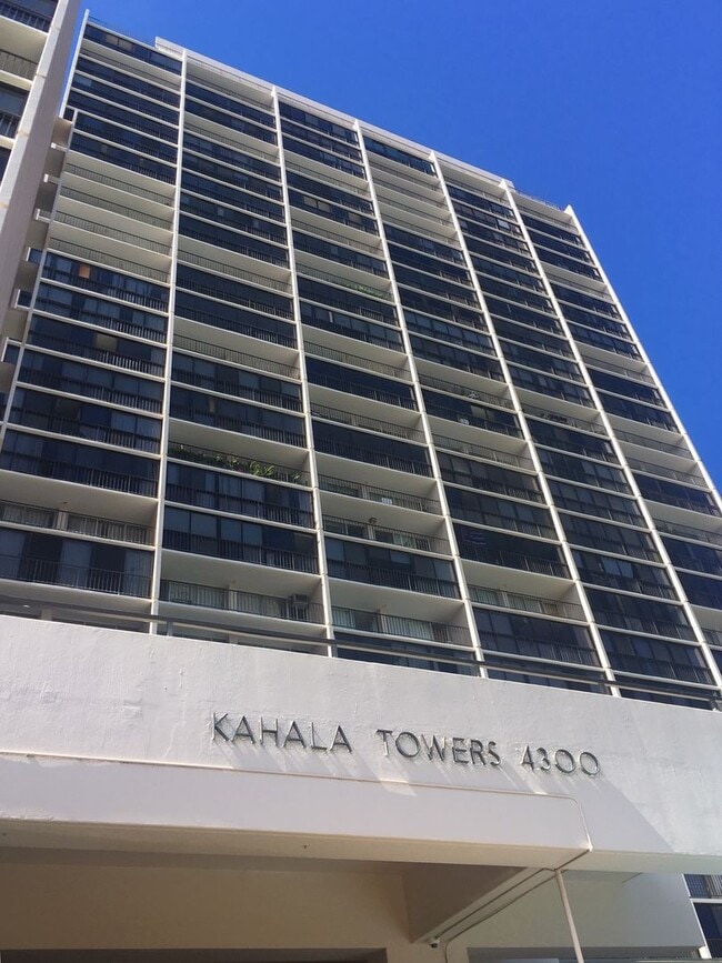 Building Photo - Kahala Tower 2/2/1  Convenient Living!