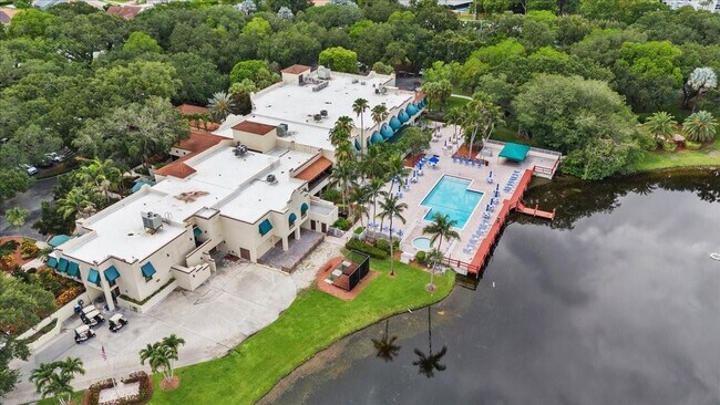 Building Photo - 9470 Poinciana Pl