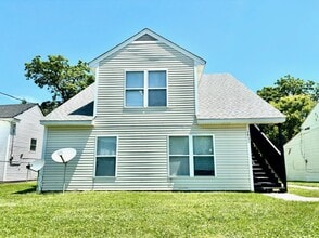 Building Photo - 2431 St Xavier St