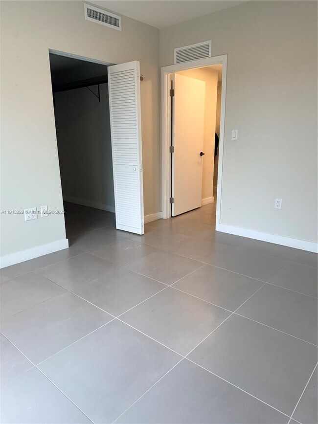 Building Photo - 25743 SW 144th Ave