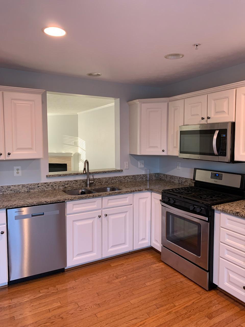 Building Photo - 328 Kestrel Dr