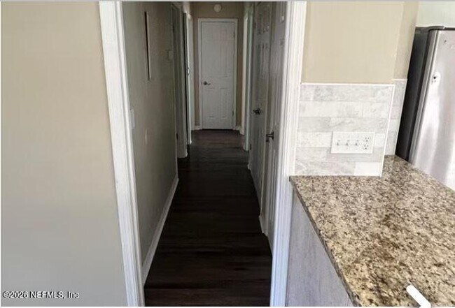 Building Photo - 11666 Starfish Ave