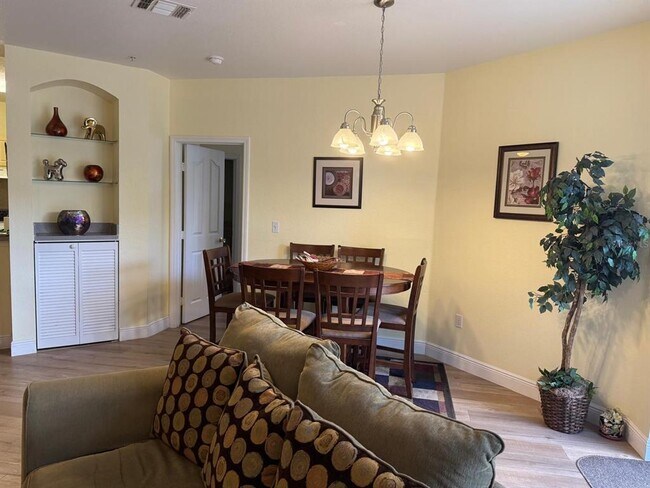 Building Photo - 8917 Legacy Ct