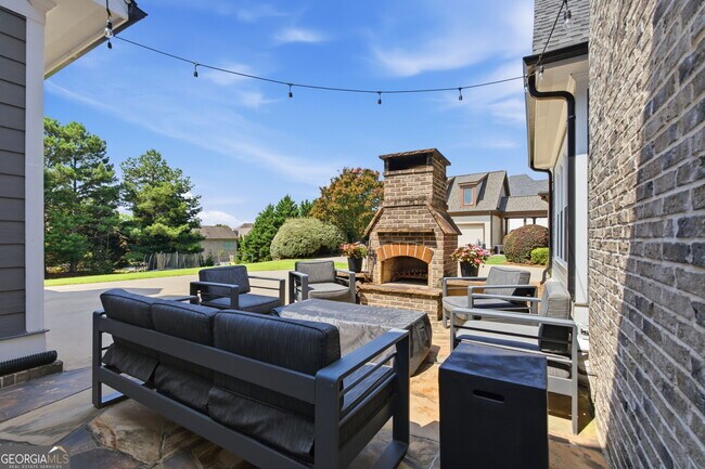 Building Photo - 5451 Autumn Flame Dr NE