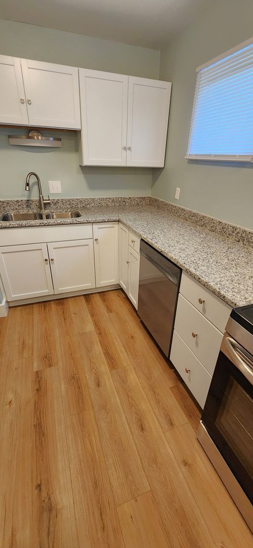Building Photo - 3BR, 2BTH Beautiful ranch style home with ...