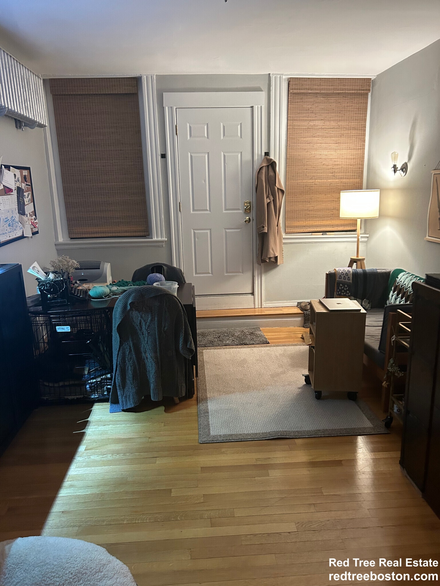 Building Photo - 583 Beacon St