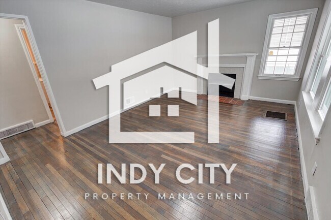 Building Photo - 3714 N Lesley Ave