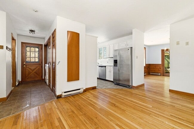 Building Photo - 29 Williston Rd