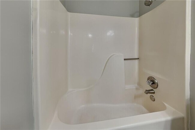 Building Photo - 2994 Brooks Dr