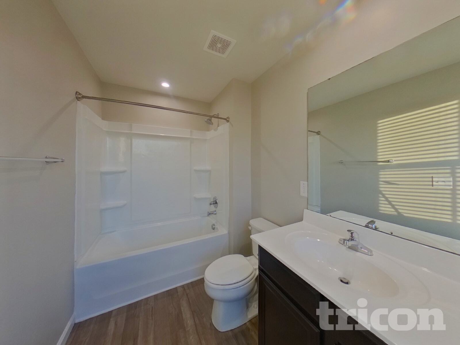 Building Photo - 467 Hobson Wy