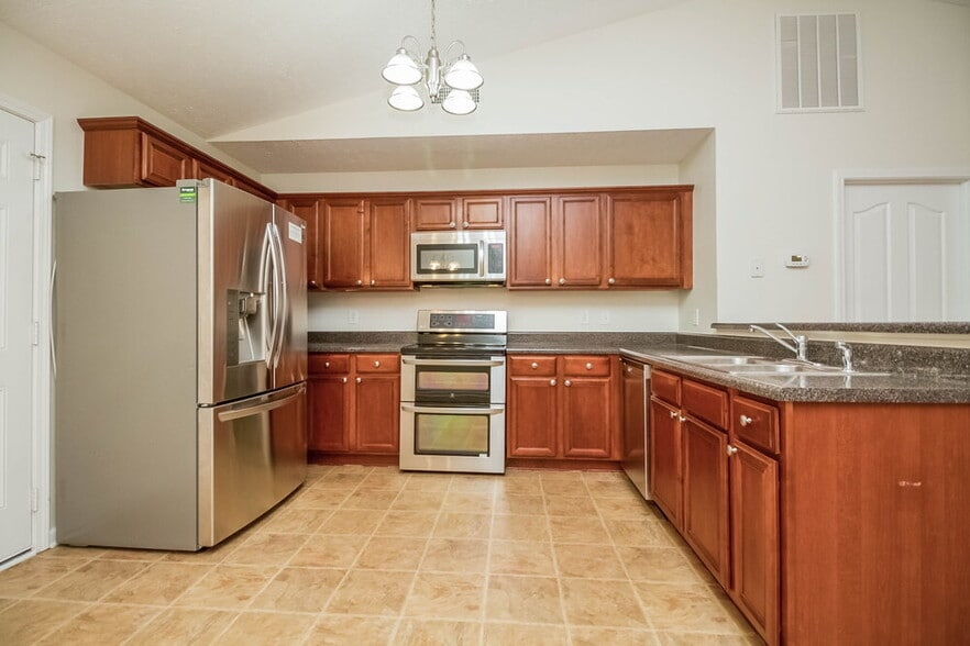 Building Photo - 2116 Cason Trail