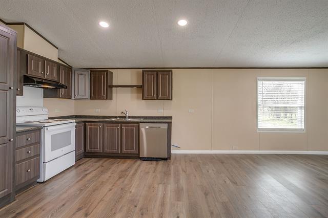 Building Photo - 1948 Lariat Ln