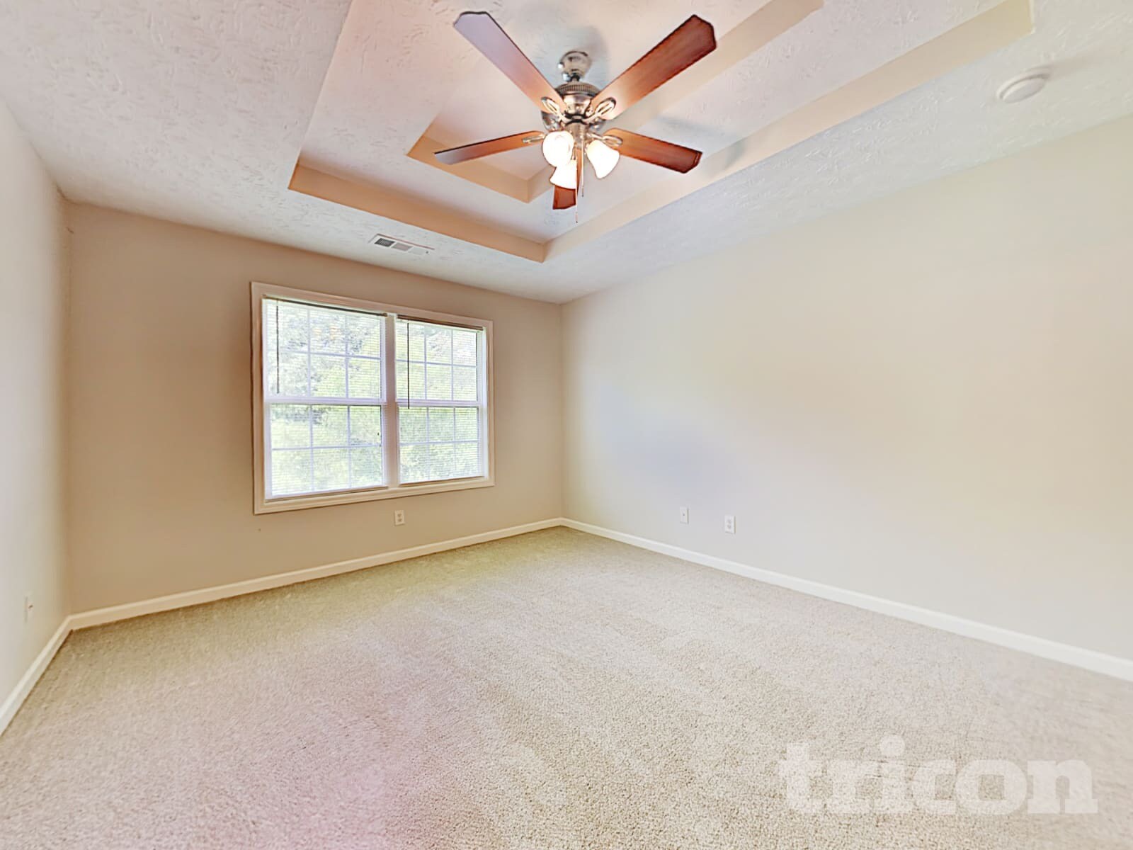 Building Photo - 460 Vinemont Ridge