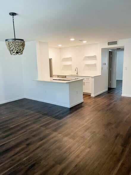 Building Photo - 4315 Aegean Dr