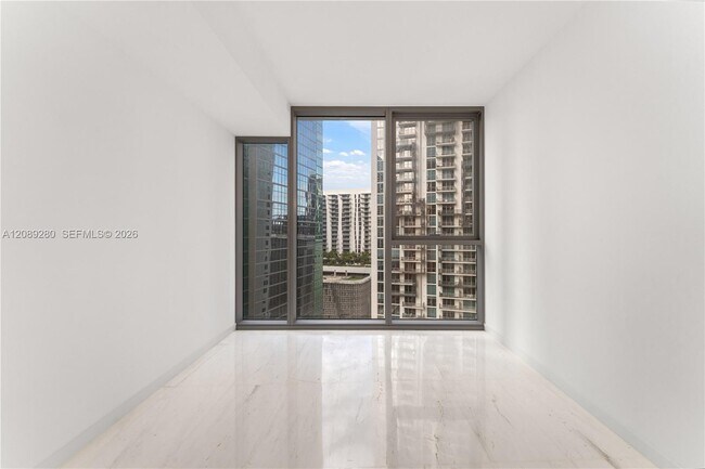 Building Photo - 300 Biscayne Blvd Way