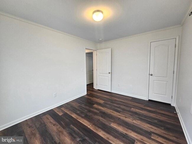 Building Photo - 86 Metz Dr