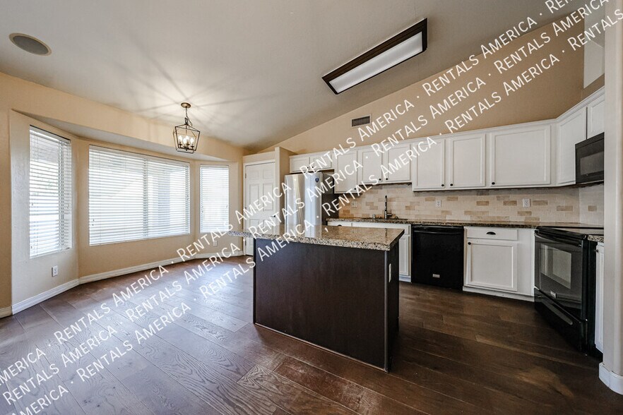 Building Photo - 2292 E Remington Pl