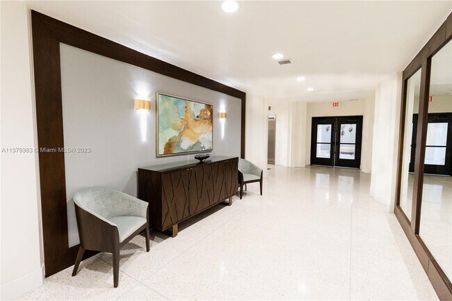 Building Photo - 2000 S Ocean Blvd