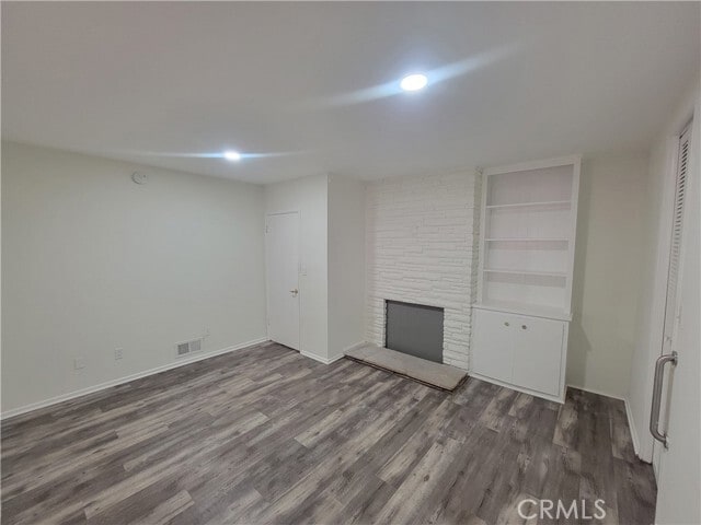 Building Photo - 2511 Florentina Ave