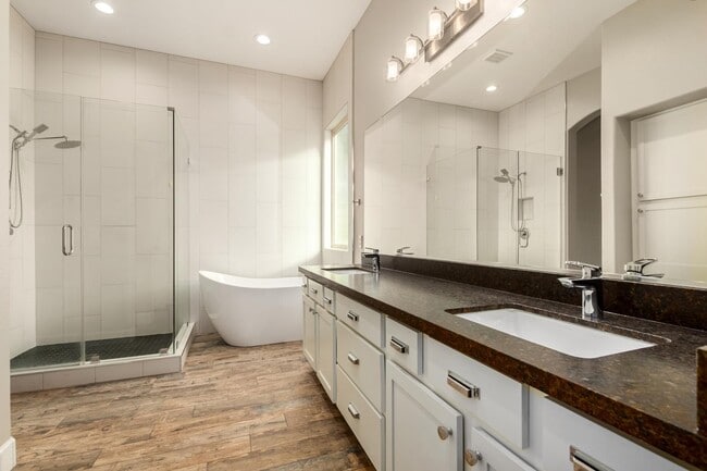 Building Photo - 4326 E Cloudburst Ct