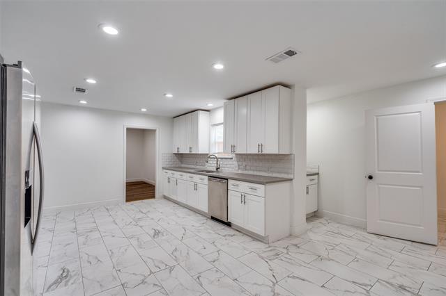 Building Photo - 3229 Merrell Cir