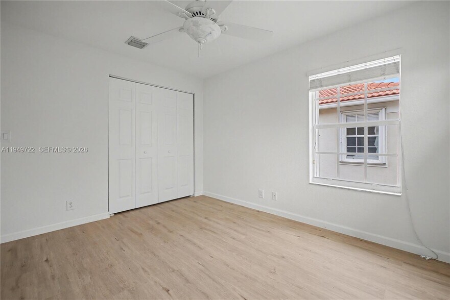 Building Photo - 16122 Poppyseed Cir