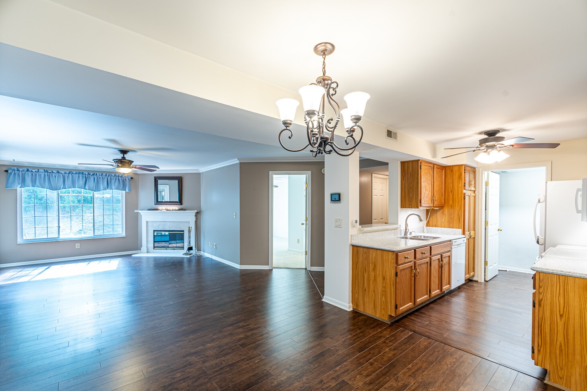 Building Photo - 539 Cloverfield Ln