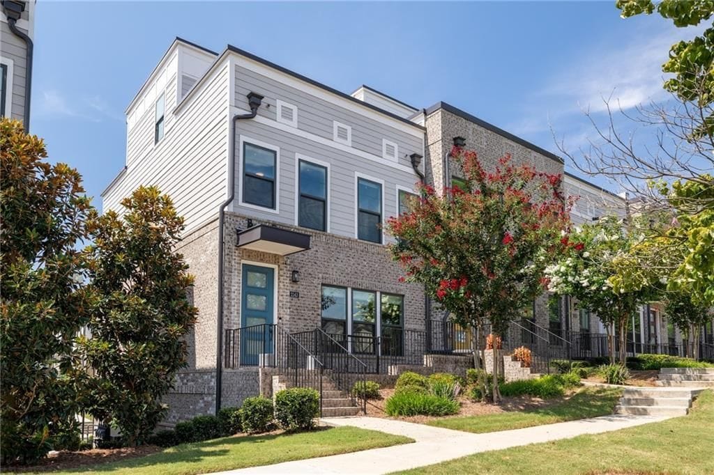 Building Photo - 2143 Burnside Dr NW
