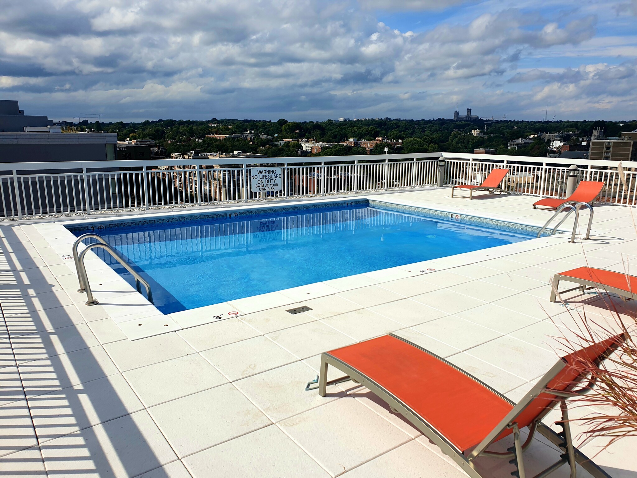 Roof top pool - 1260 21st St NW