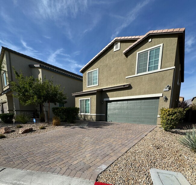 Primary Photo - 4466 Zara Point Ave