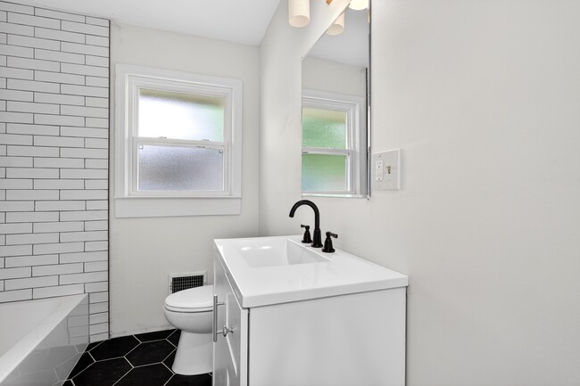 Building Photo - 3325 Kramers Ln