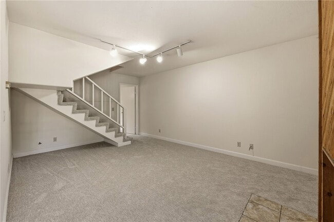 Building Photo - 23821 Hillhurst Dr
