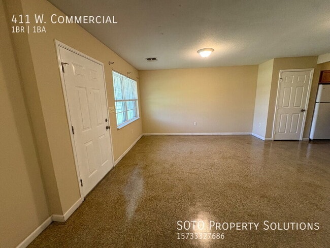 Building Photo - 411 W. Commercial-