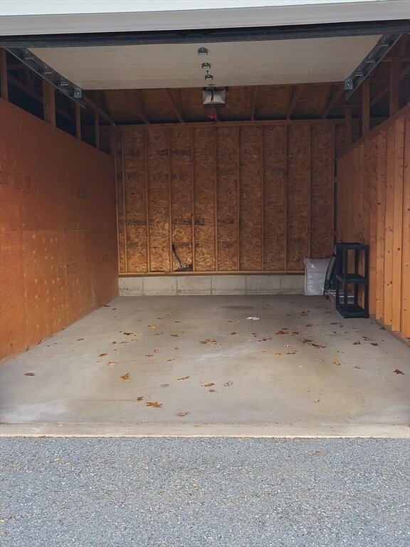 Building Photo - 295 Salem St