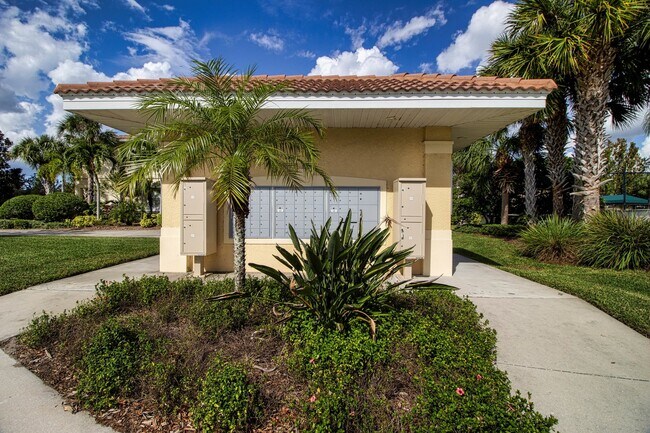 Building Photo - 3 Bedroom 2.5 Bath Townhome San Michele