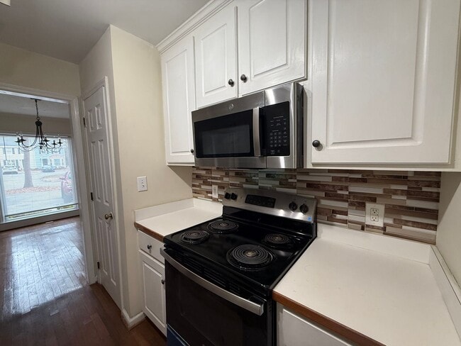 Building Photo - 3405 Jayne Lane Unit-4