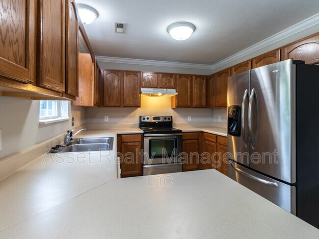 Building Photo - 2123 Cartmill Dr
