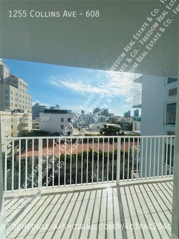 Building Photo - 1255 Collins Ave