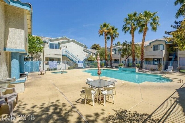 Building Photo - 4960 Harrison Dr
