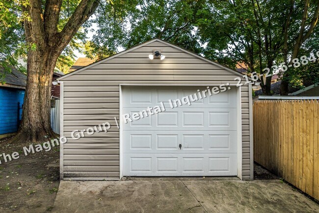 Building Photo - 312 Upland Ave