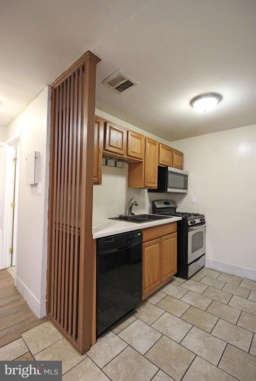 Building Photo - 17 Water St