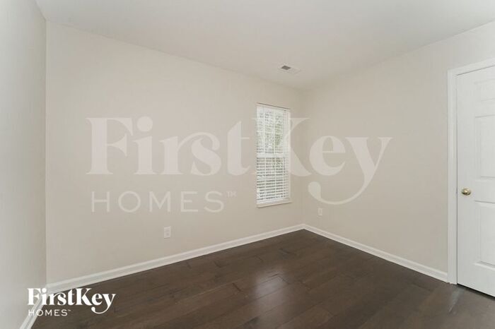 Building Photo - 7508 Crestside Ln