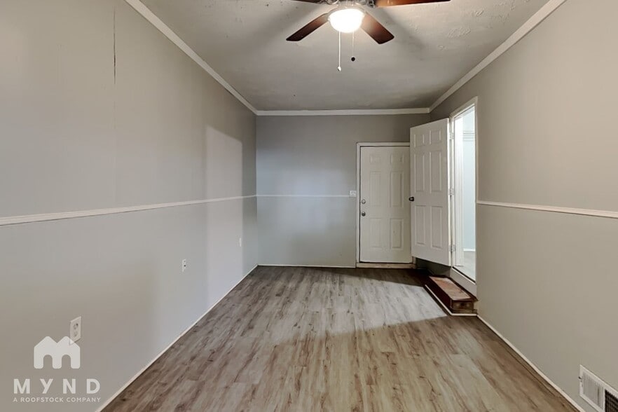 Building Photo - 4484 Bonnie Glen Ct
