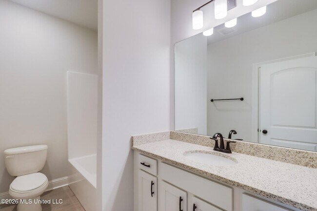 Building Photo - 15234 High Point Dr