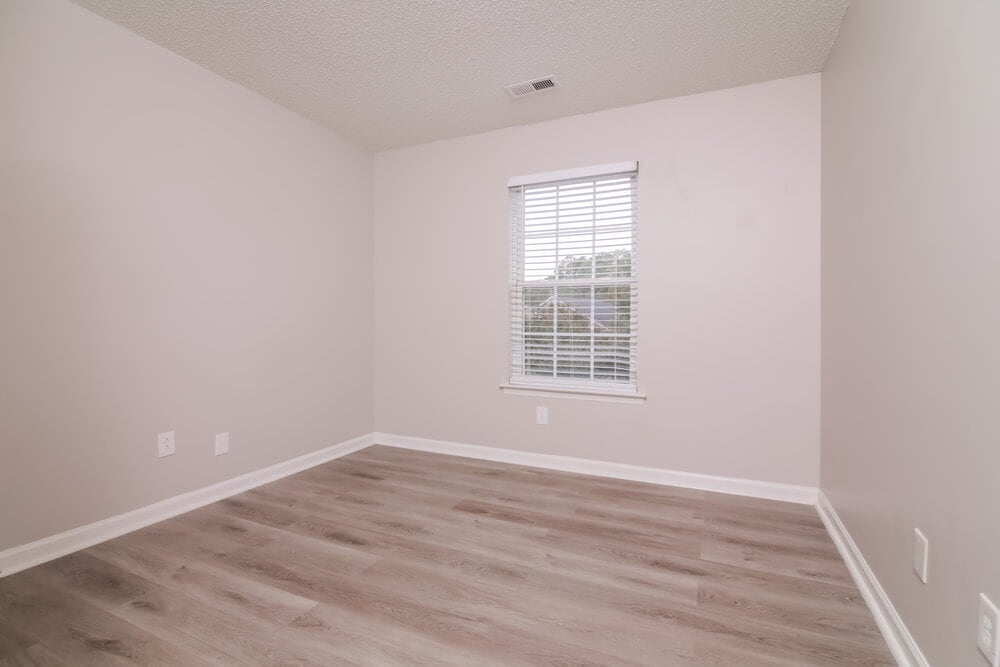 Building Photo - 4904 Silverdene St