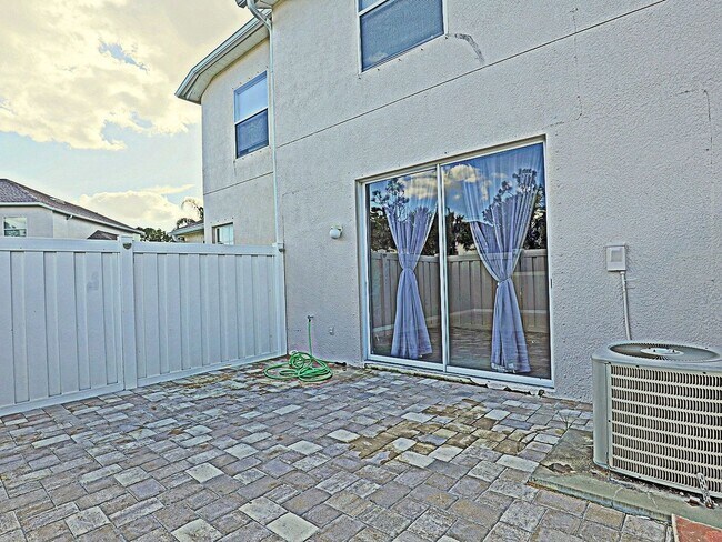 Building Photo - 3605 Cedar Oak Dr