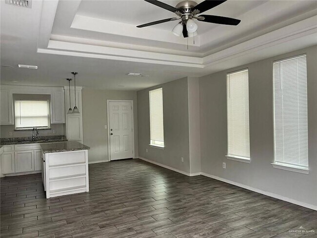 Building Photo - 1413 Alta Vista Dr